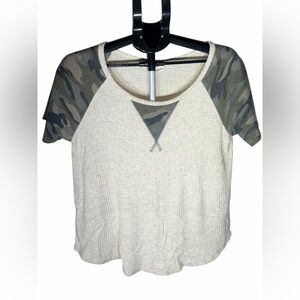 7th Ray Casual Camouflage Sleeve Women's Tee Medium